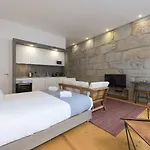 Lovelystay - Rico's - Almada 2º F *