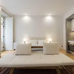 Lovelystay - Rico's - Almada 2º F *