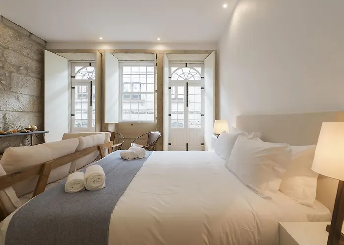 Apartament Lovelystay - Rico's - Almada 2º F *