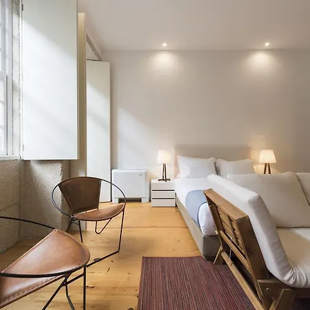 Lovelystay - Rico's - Almada 2º F Apartamento Oporto