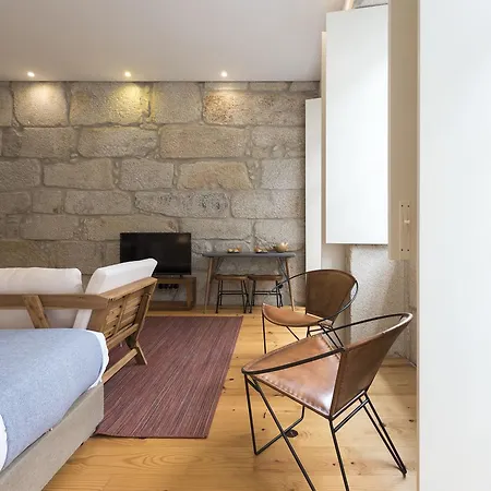 Appartement Lovelystay - Rico's - Almada 2º F