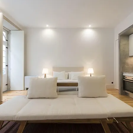 Lovelystay - Rico's - Almada 2º F *