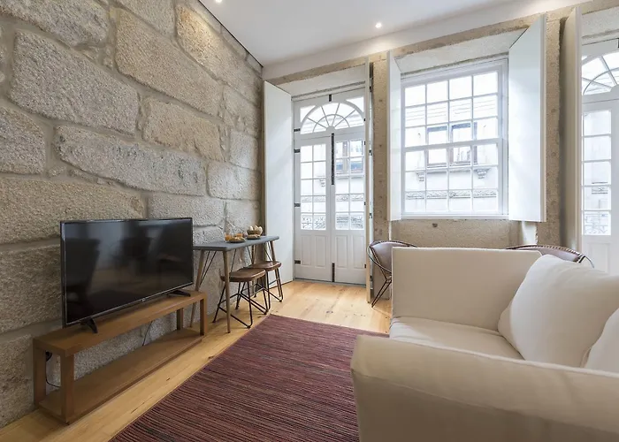 Lovelystay - Rico's - Almada 2º F Appartamento *